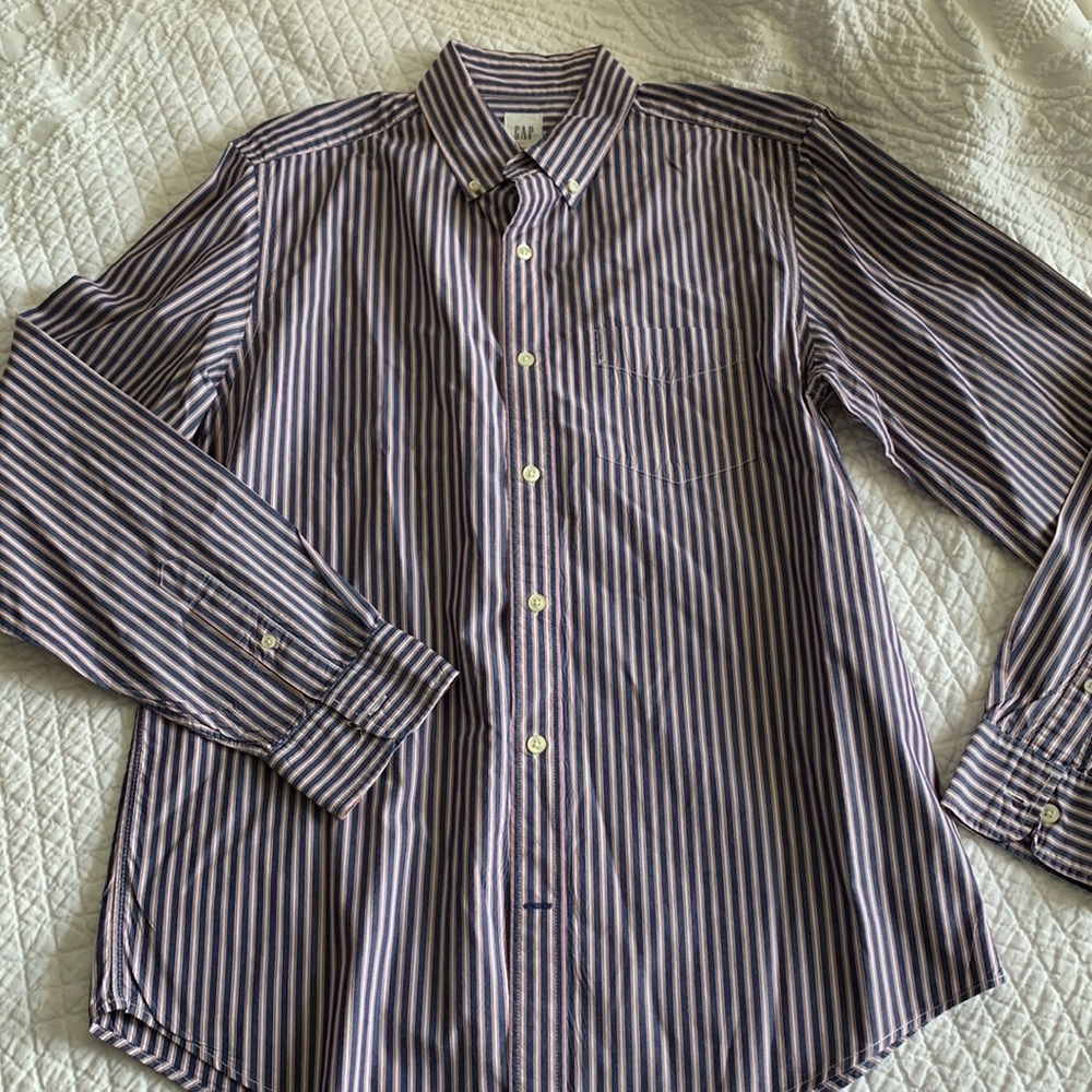 GAP button down - Picture 3 of 5